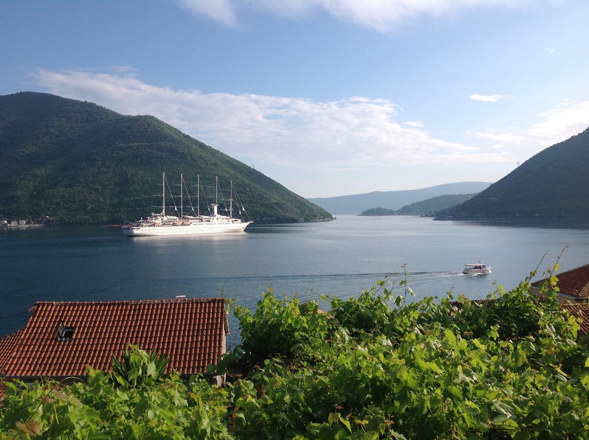 Be Happy In Perast Daire Dış mekan fotoğraf